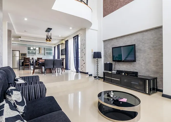 Bukit Bintang Penthouse-Seri Bukit Ceylon Serviced Residence